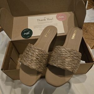 Kaanas Woven Tan Slide Sandals